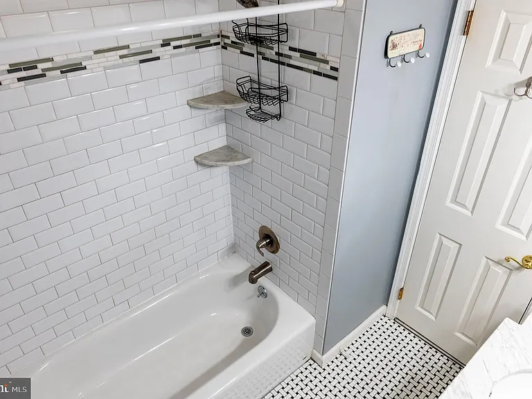 2597 Carrell Ln — Photo 19