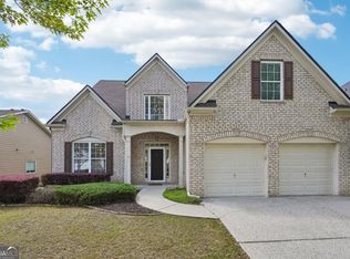 5450 Fieldfreen Dr, Cumming, GA 30028