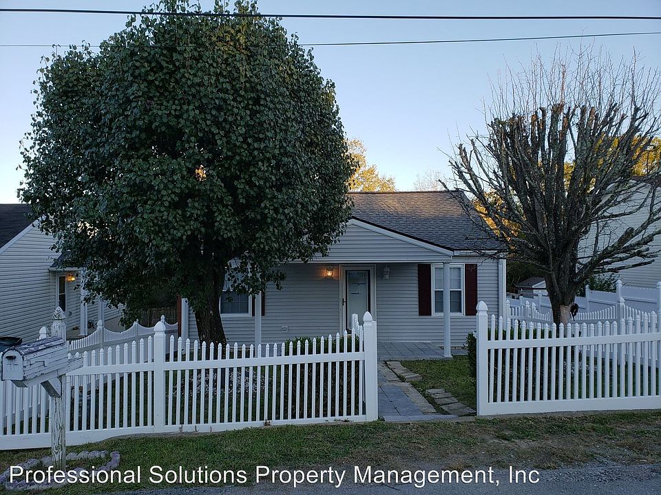 2nd image of 211 Locust Grove Rd