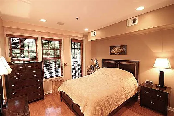 Sold by Hudson Place Realty | media 6