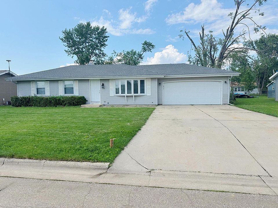 1st image of 724 Edison AVENUE