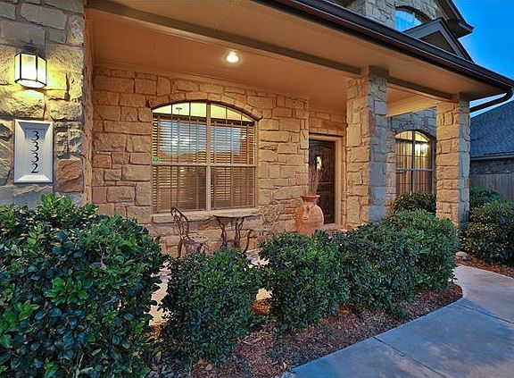 2nd image of 3332 Cortes Pl
