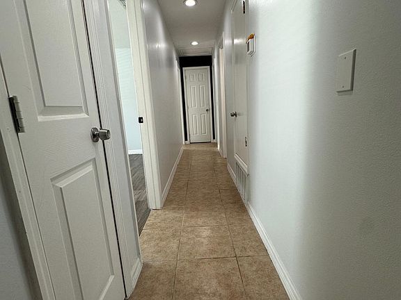 3rd image of 7531 Lois Marie Ct