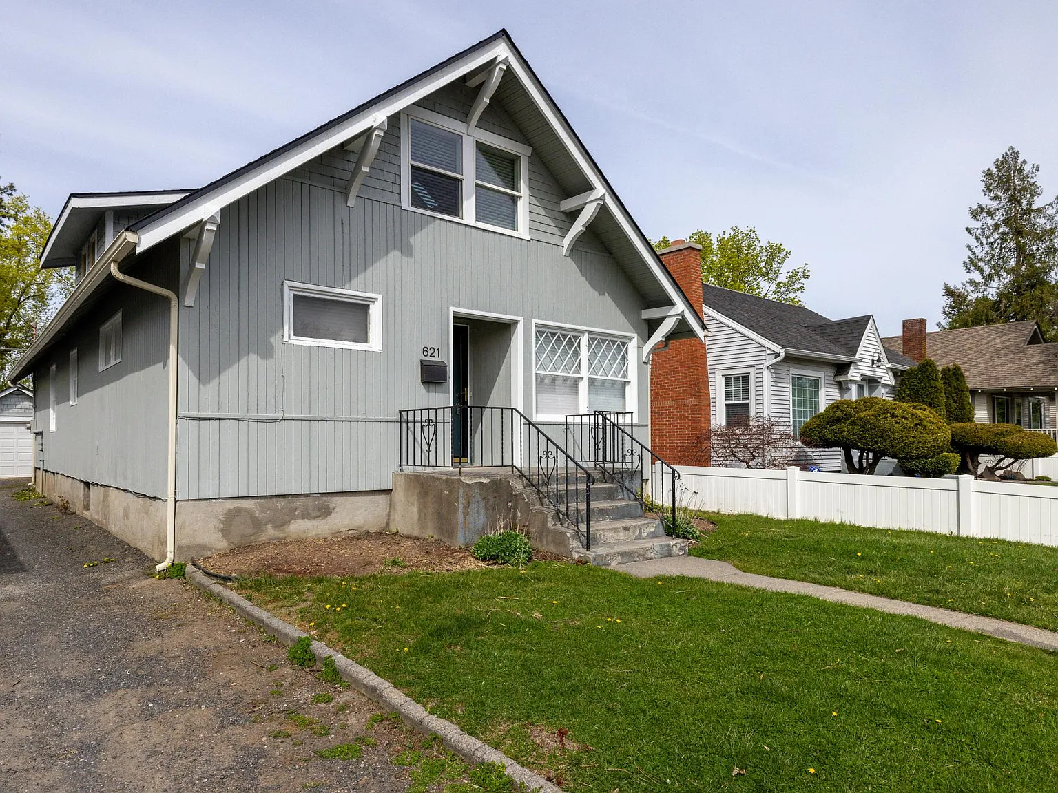 4 bed, 2050 sqft, $2,395 — Photo 3