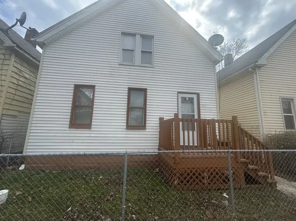 6536 Philetus Ave, Cleveland, OH 44127