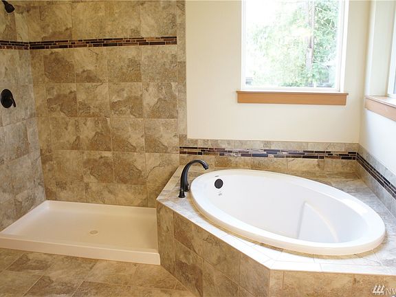 4th image of 20631 Church Lake Dr E