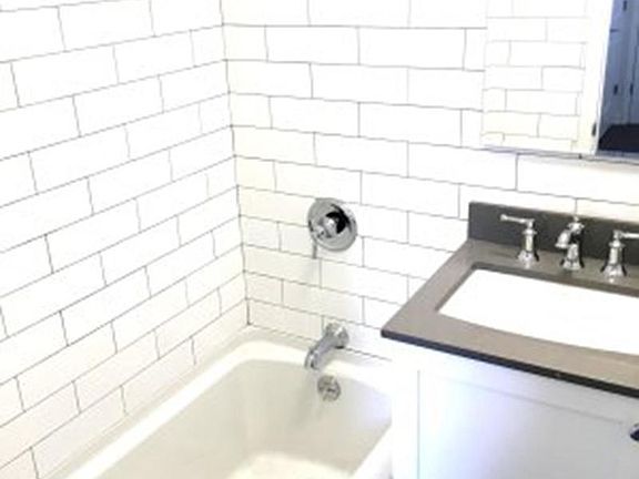 5th image of 5611 94th St #1A