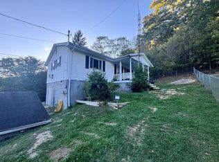 214 Cook St, Lester, WV 25865