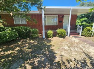400 Roxie Ave, Fayetteville, NC 28304