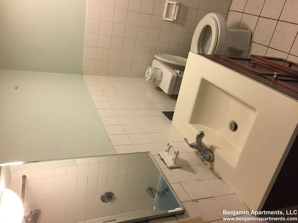 2nd image of 688 Parker St #1