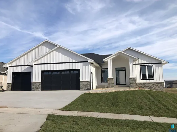 2900 S Snow Mass Ave, Sioux Falls, SD 57110