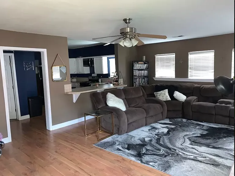 6501 Jefferson Blvd — Photo 10