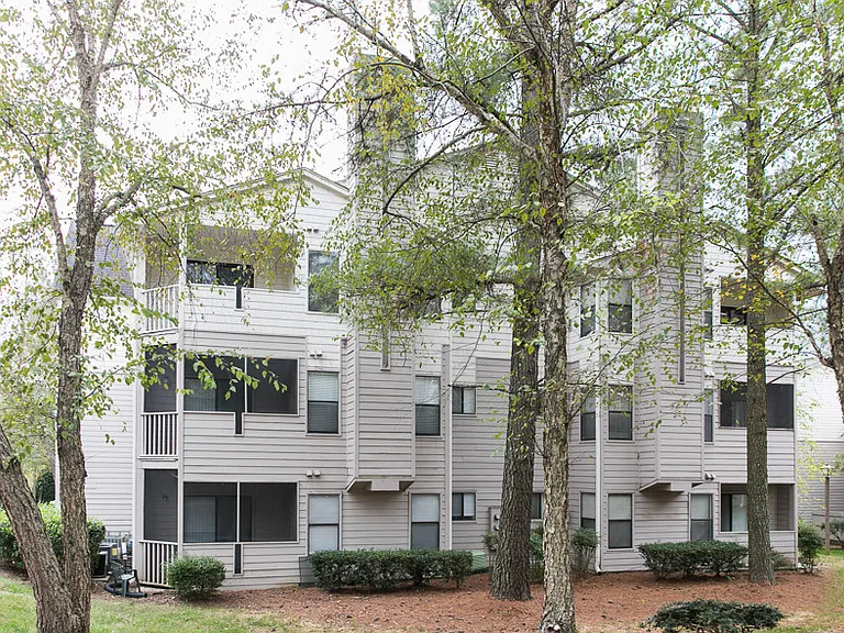 600 Audubon Lake Dr #6B-33 — Photo 1