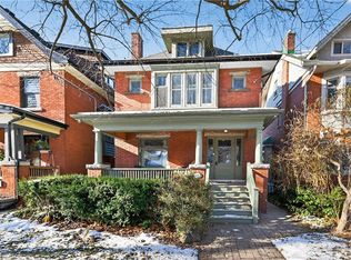 90 Blake St, Hamilton, ON L8M 2S6