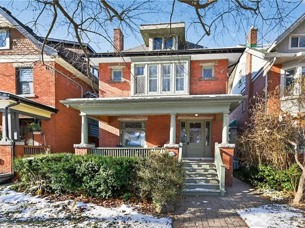 90 Blake St, Hamilton, ON L8M 2S6