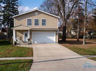1121 Elco Ave, Maumee, OH 43537
