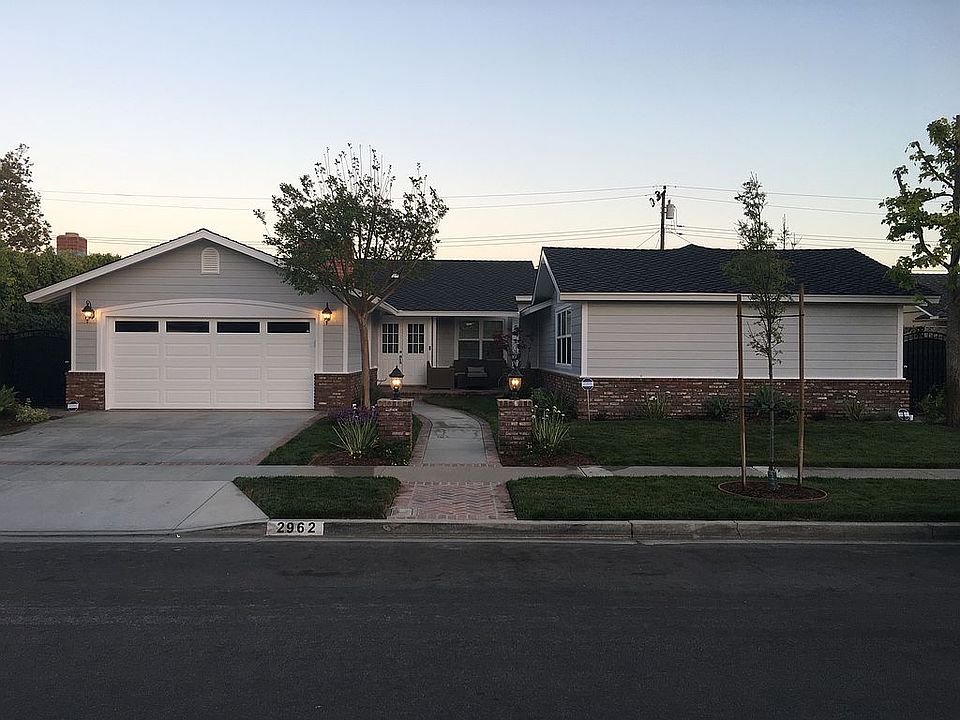 1st image of 2962 Hillrose Dr