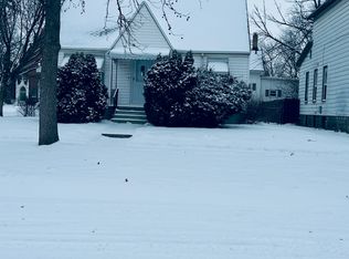 1101 4th St, Bay City, MI 48708