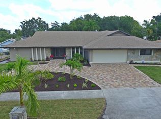 8312 Riviera Ave, Fort Myers, FL 33919