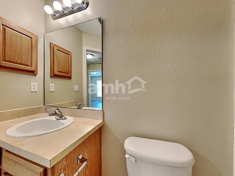 9215 Hawkeye Dr — Photo 15