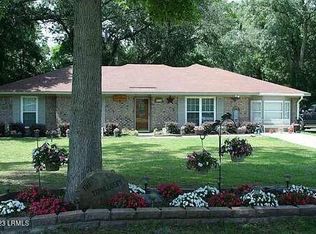 7015 Magnolia St, Beaufort, SC 29906