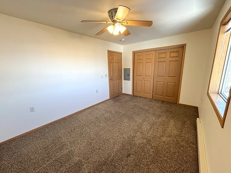 493 E South Ave #11 — Photo 6
