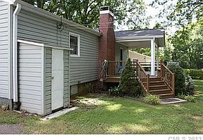 5th image of 614 Martha Ave
