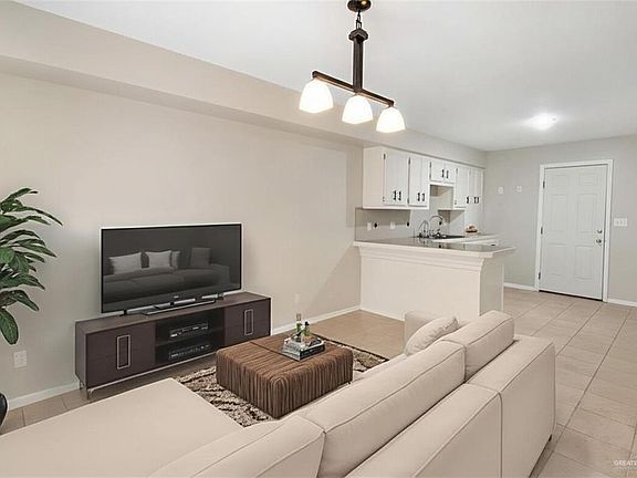 4th image of 3113 S Casa Linda St