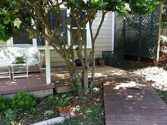 3rd image of 707 Highland Dr