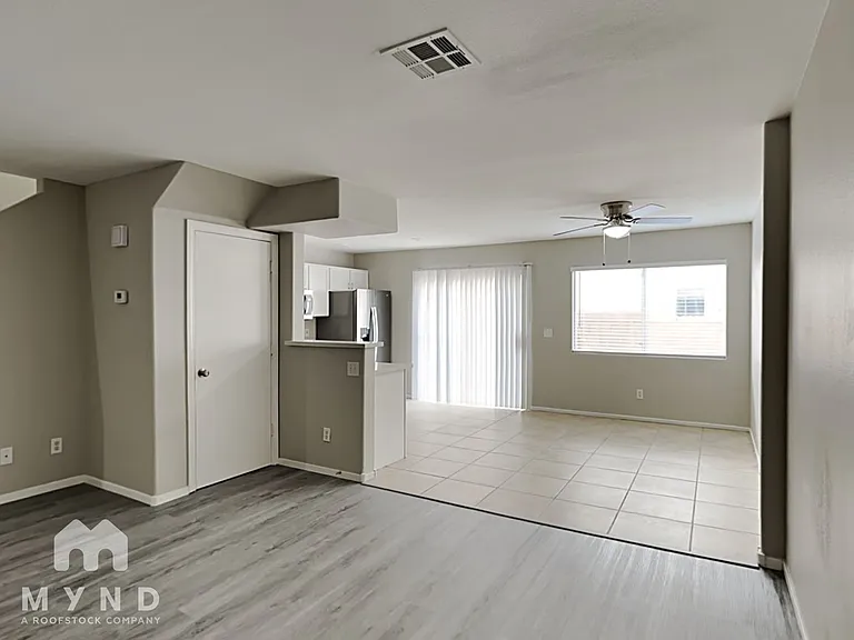 3379 Dragon Fly St — Photo 4