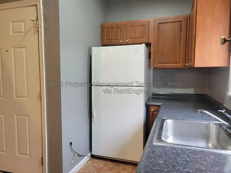 5627 Ashley Oaks Dr #2 — Photo 11