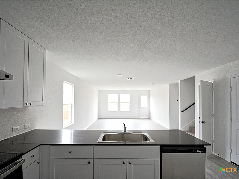 3812 Far Horizon — Photo 6