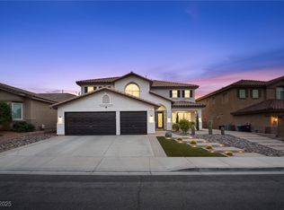 387 Hoskins Ct, Henderson, NV 89012