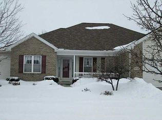 9026 Cedar Berry Ct, Sylvania, OH 43560