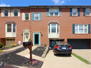 195 London Towne Dr, Pittsburgh, PA