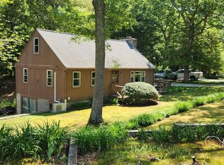 5 Autumn Dr, Mashpee, MA 02649