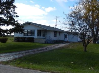 3760 N 5000w Rd, Kankakee, IL 60901