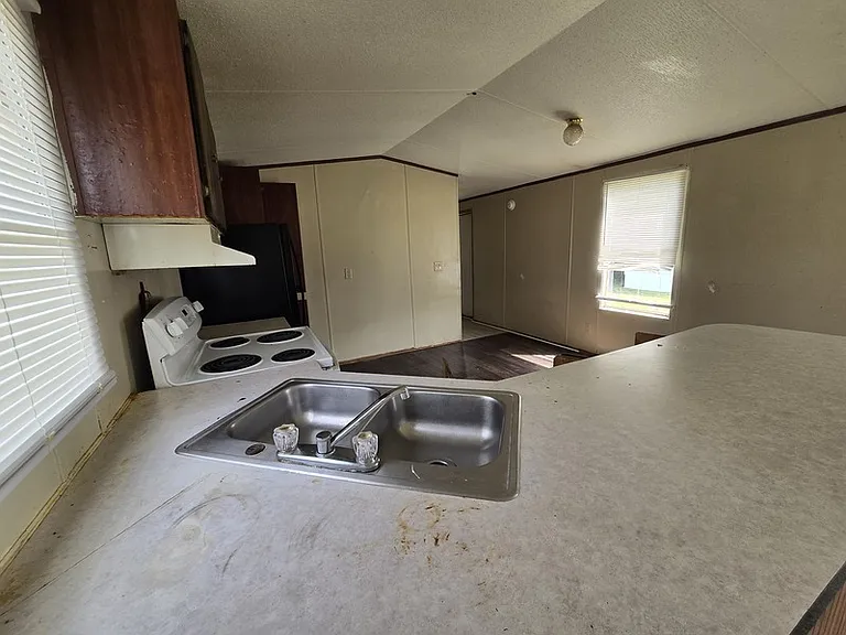 2502 Cattail Cir #33 — Photo 16