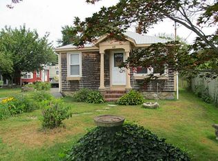 49 Riverside St, Portsmouth, RI 02871