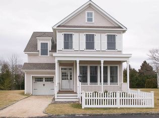 9 Pond Xing, Southampton, NY 11968