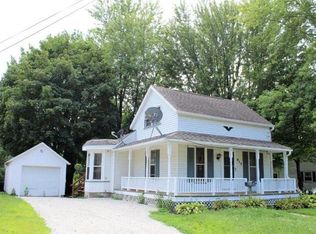 415 W Main St, Morrison, IL 61270