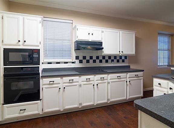 5th image of 4910 Water Oak Dr