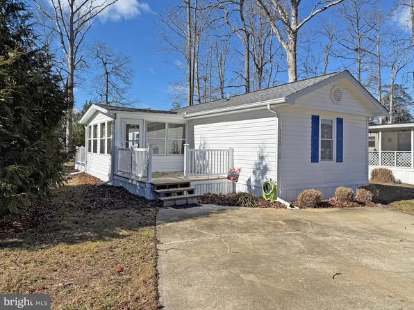 21264 G St #G-16, Rehoboth Beach, DE 19971