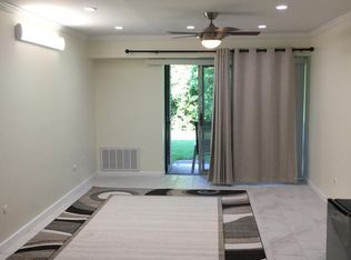 4074 Sanlin Dr #4074, Coraopolis, PA 15108