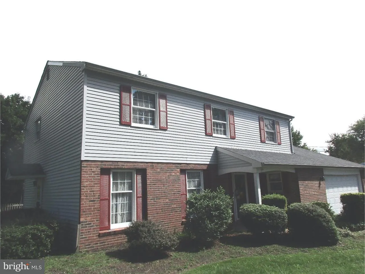 324 Rosewood Ave photo 1