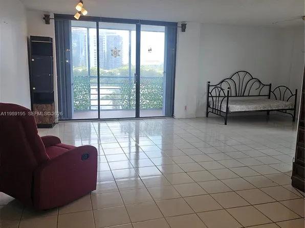 20400 W Country Club Dr APT 601, Aventura, FL 33180