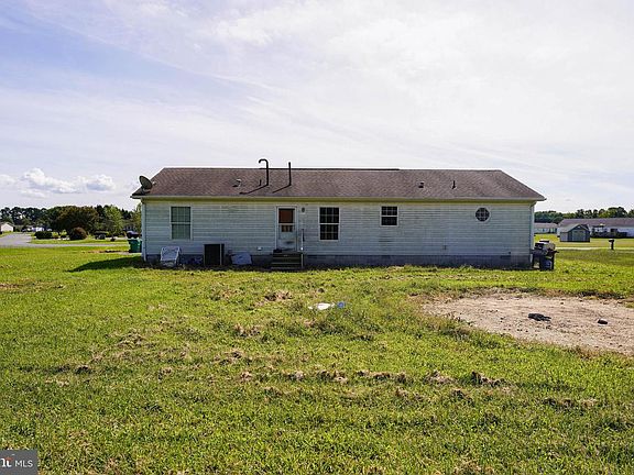 3rd image of 22994 Deep Creek Dr #9
