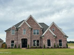 4293 Brooke Dr, Nesbit, MS 38651