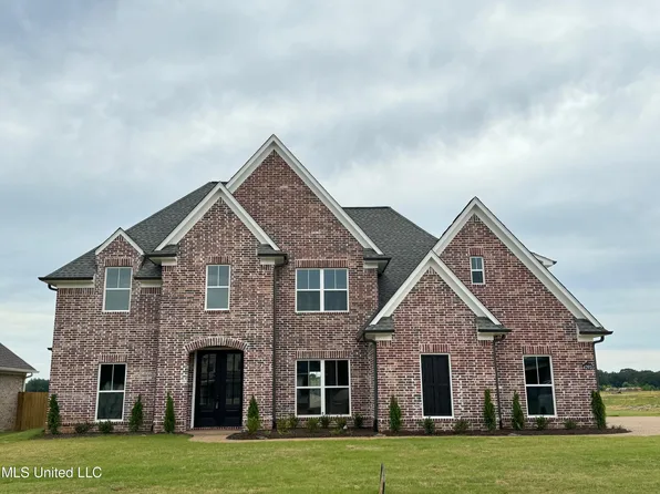 4293 Brooke Dr, Nesbit, MS 38651