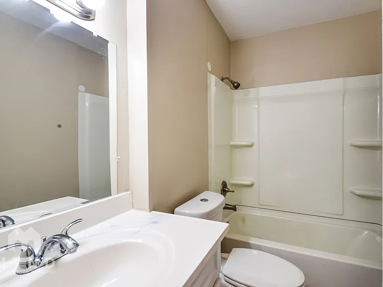 2695 Shady Grove Dr — Photo 17